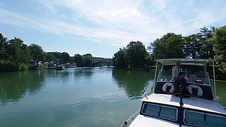 Navigation sur la Marne